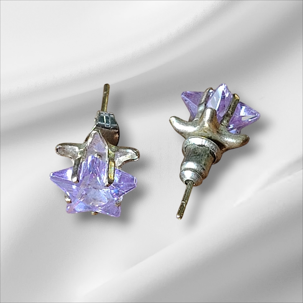 LAVENDER PURPLE STAR STUD EARRINGS AND ROUND CUT CRYSTAL STUD EARRINGS SET - Picture 4 of 7